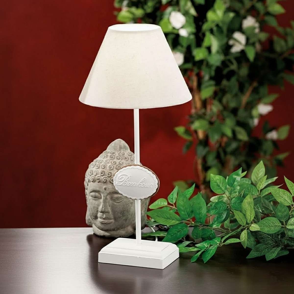 Lampada da tavolo in legno con paralume in tessuto modello mireille