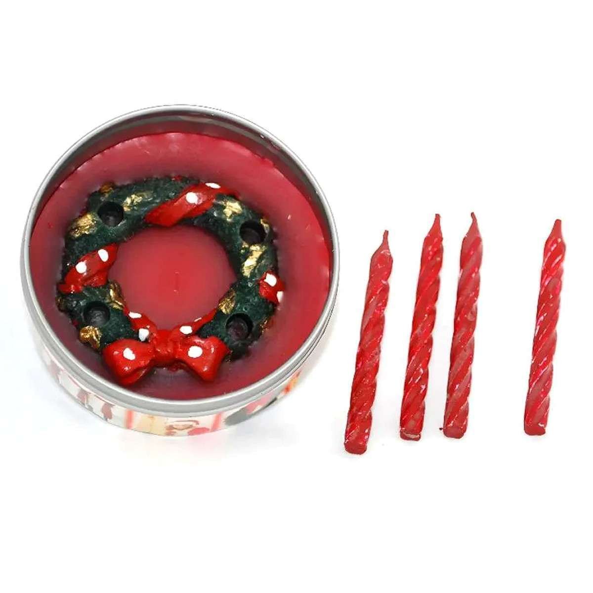 Porta candele a forma di corona con quattro candele rosse