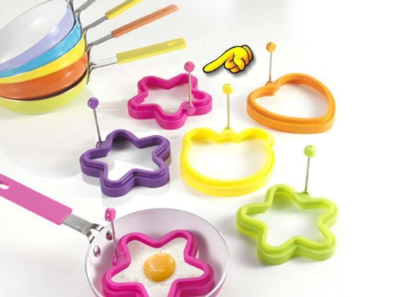 FORMINA per cuocere uovo al tegamino occhio di bue in SILICONE alimentare stella viola BRANDANI GIFT