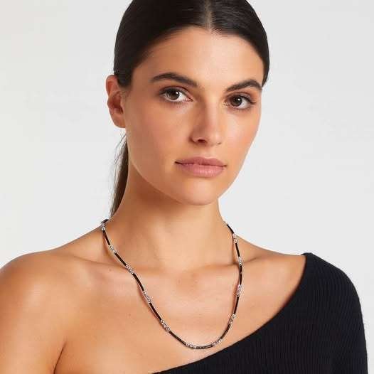 Collana artigianale lunga nero e argento Maison MTG